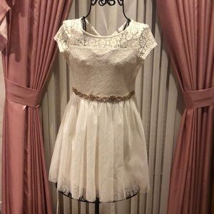 Cute girl’s formal mini lace dress